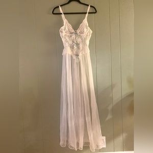 Vintage Fredericks of Hollywood Peignoir lingerie size Small
